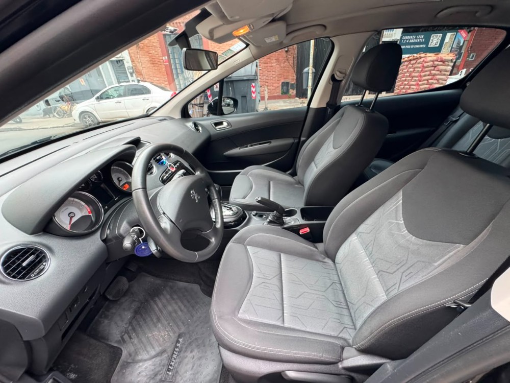 Volkswagen Amarok 2.0 cd tdi 180 CV 4x4 ultímate at — foto 2